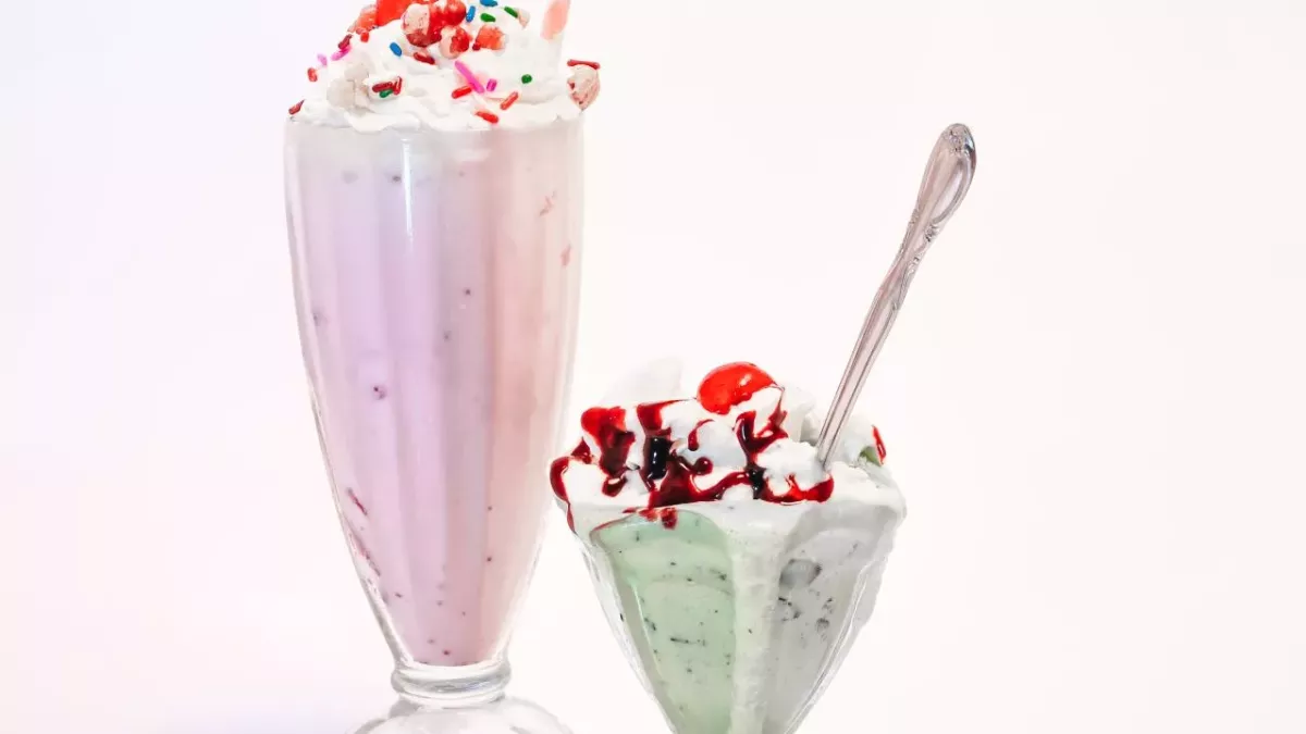 Drinking milkshakes from contaminated ice-cream machine leads to the tragic death of three people 