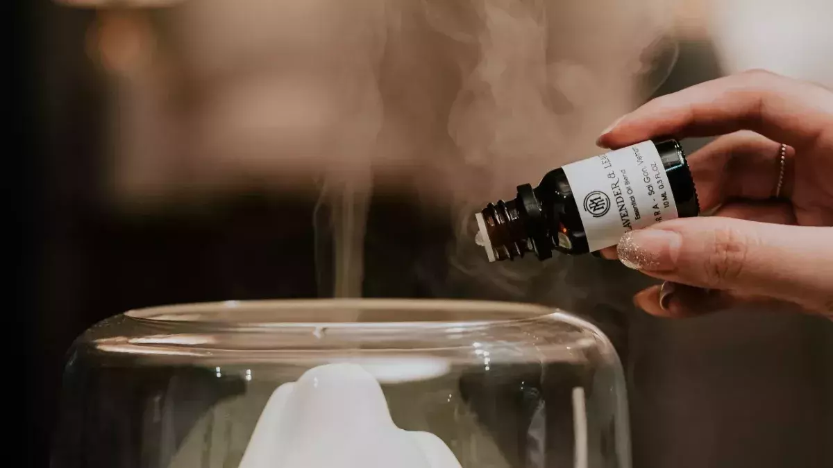Aromatherapy: 12 scents to help relieve stress