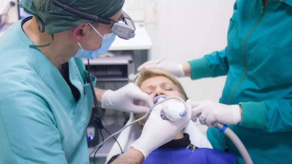  brain bleeding standard tooth extraction 