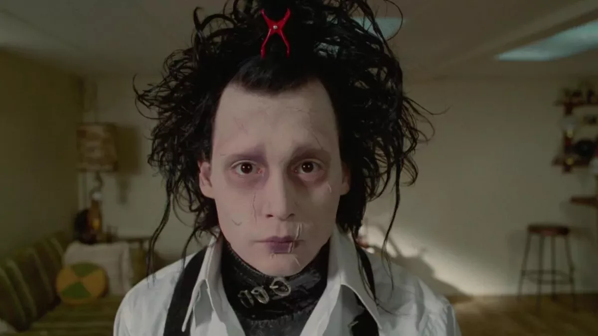 Dark circles deepen more quickly because of this common habit