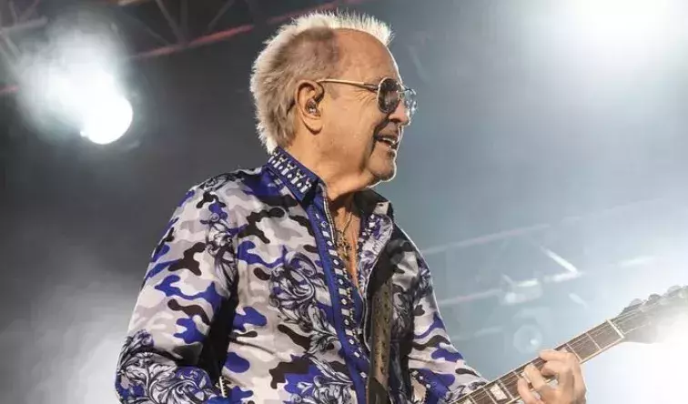 "He’s in end stages of Alzheimer’s" Foreigner pays tribute to Mick Jones