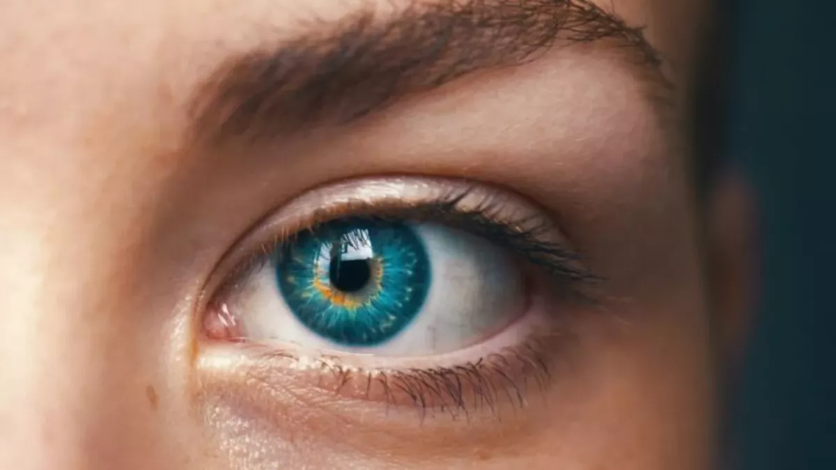 eye colour health 