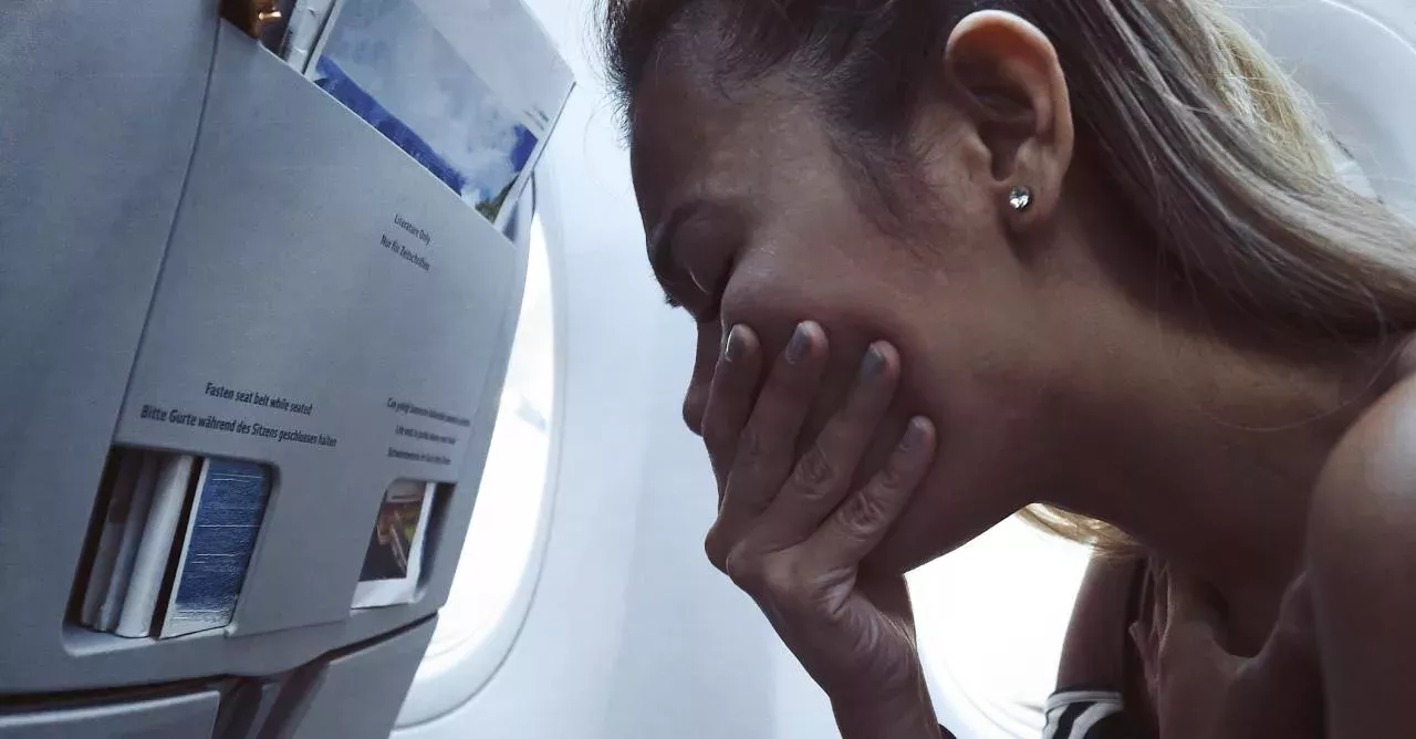 How to protect yourself from getting sick on an aeroplane
