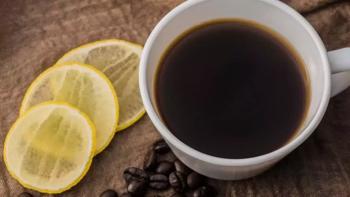 Is the lemon coffee trend actually any good for you? 