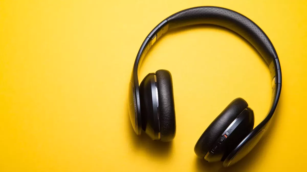 Menopause: music could help ease symptoms 