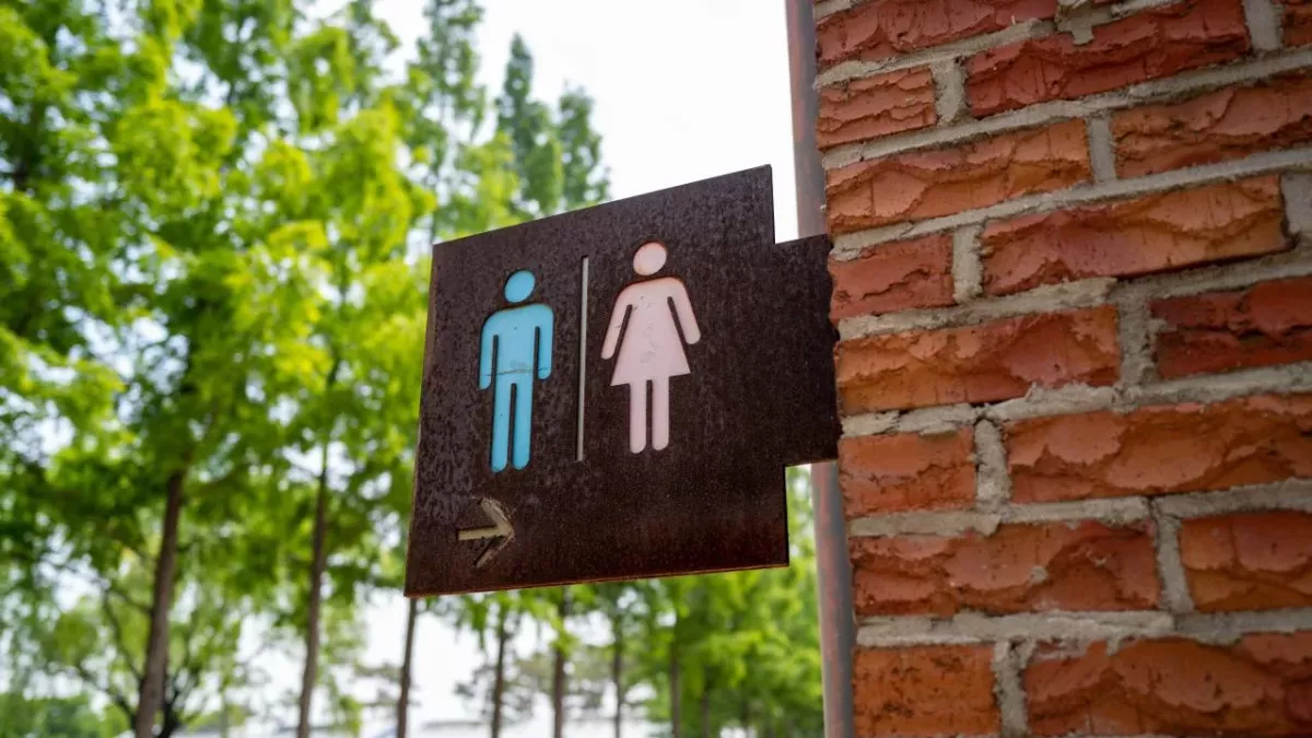 peeing after drinking water