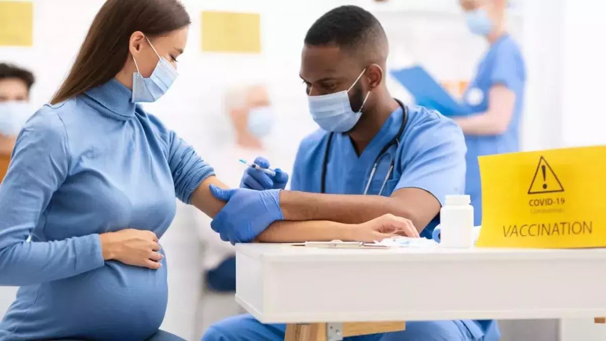Pregnant Women Less Likely To Suffer From COVID Vaccine Side Effects