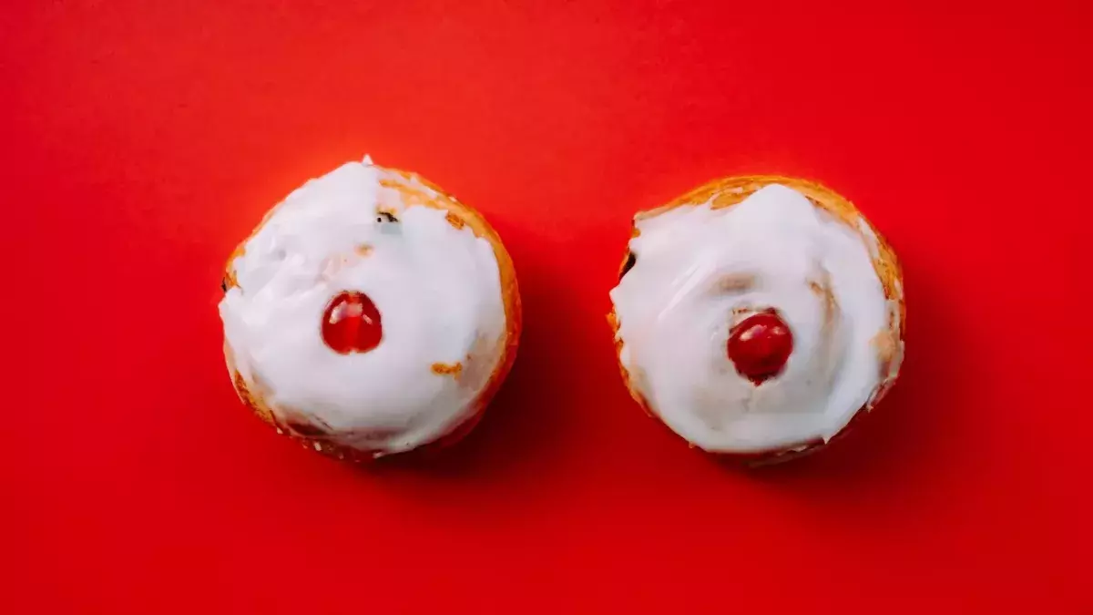 Sagging Boobs: Try the Pencil Test