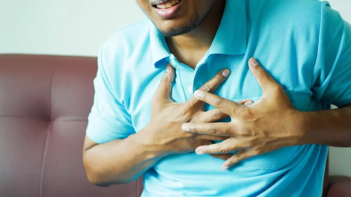 Sudden chest pain that goes away
