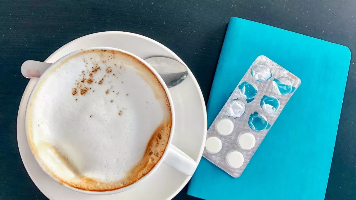 thyroid medication coffee effect health