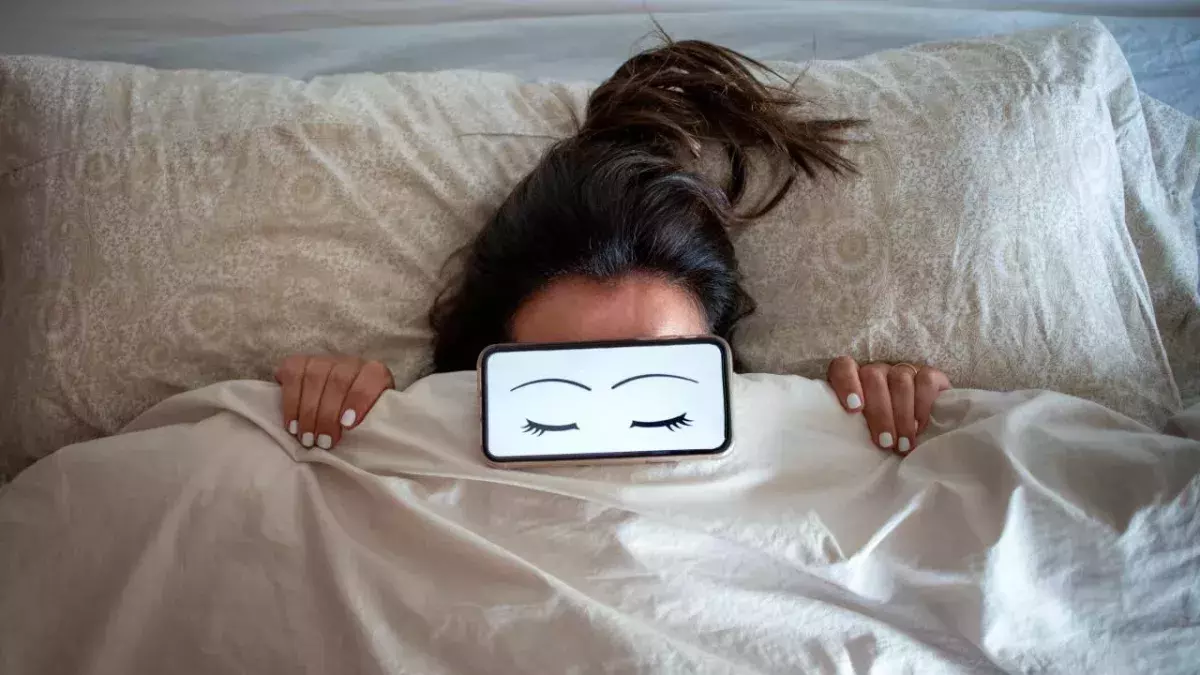 Waking Up an Hour Earlier Could Help Cut Chances of Depression
