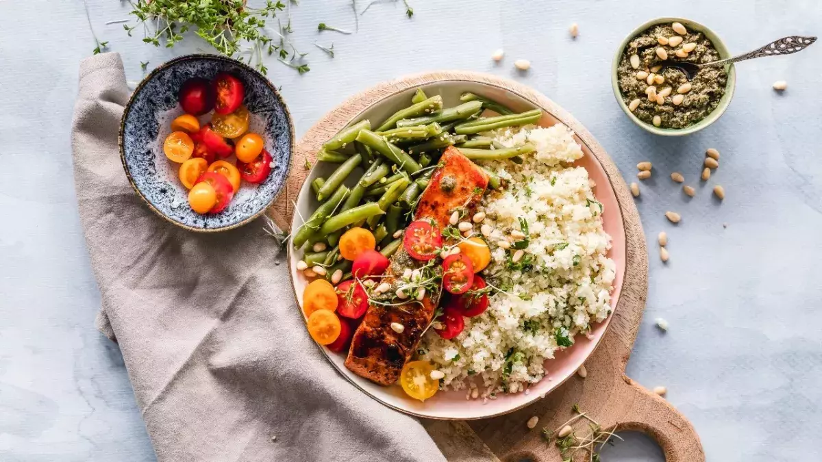 What’s the difference between a dietitian and a nutritionist? 