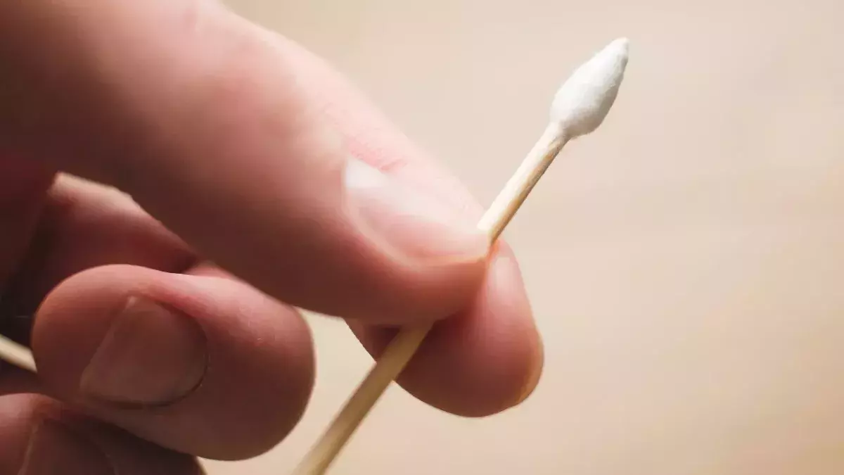 This is why cotton swabs are dangerous for your ears