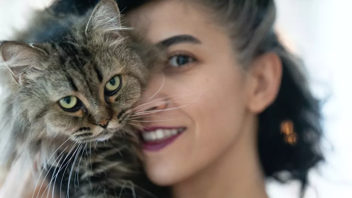 This woman lost her vision after getting scratched by her cat: 'Never trust even the sweetest animal'