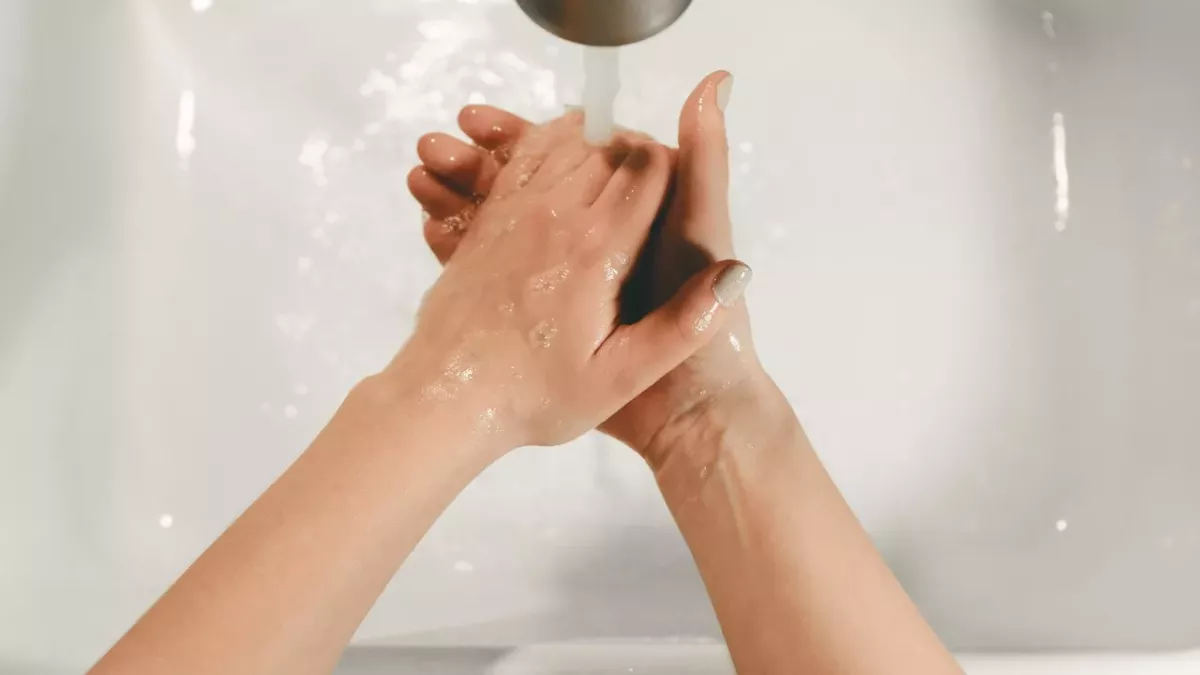 You should always wash your hands after going to the bathroom, here is why