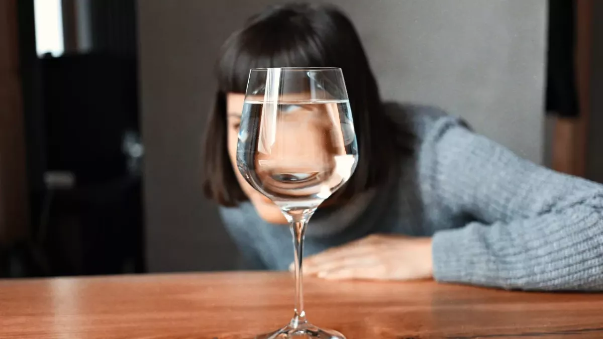 Optical illusion: The direction in which you see this face says a lot about your personality