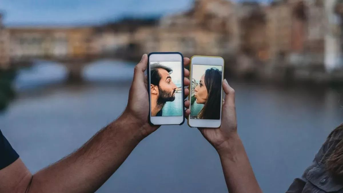‘Benching’: The new dating trend that proves he’s just not that into you