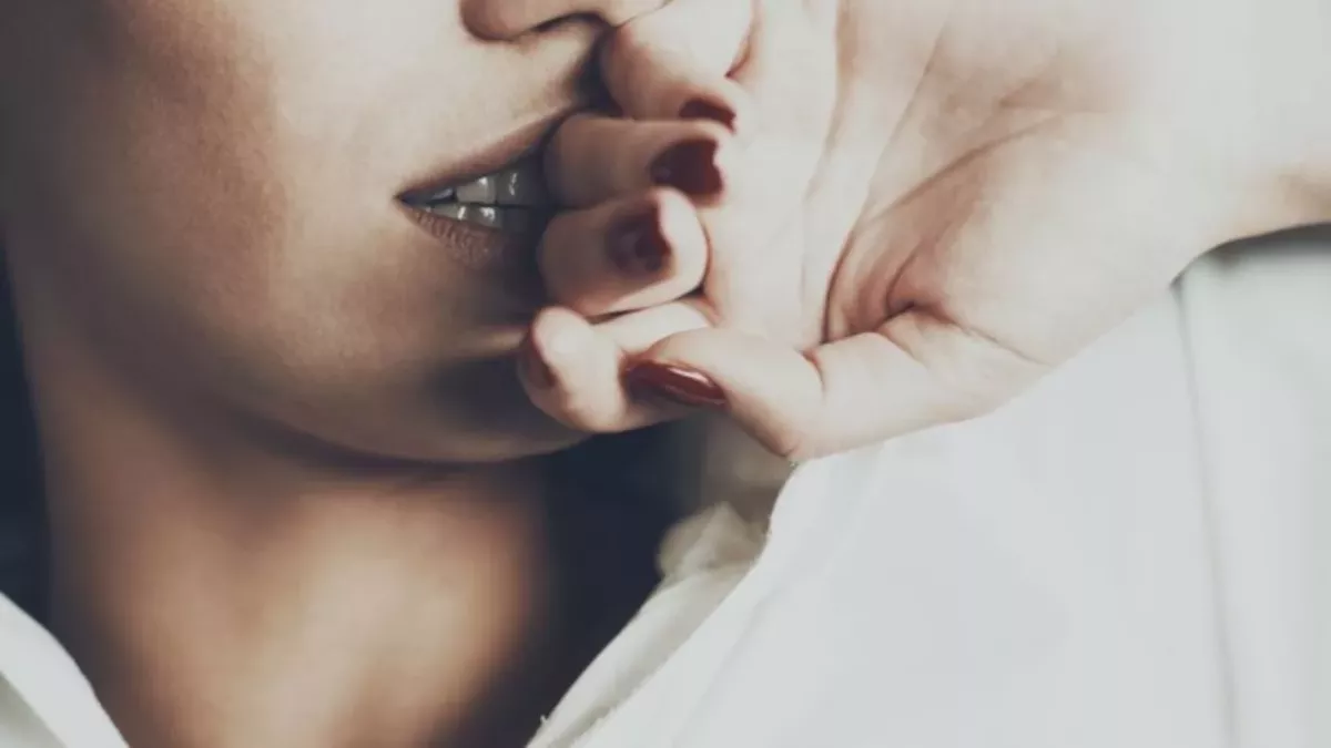 Finger biting