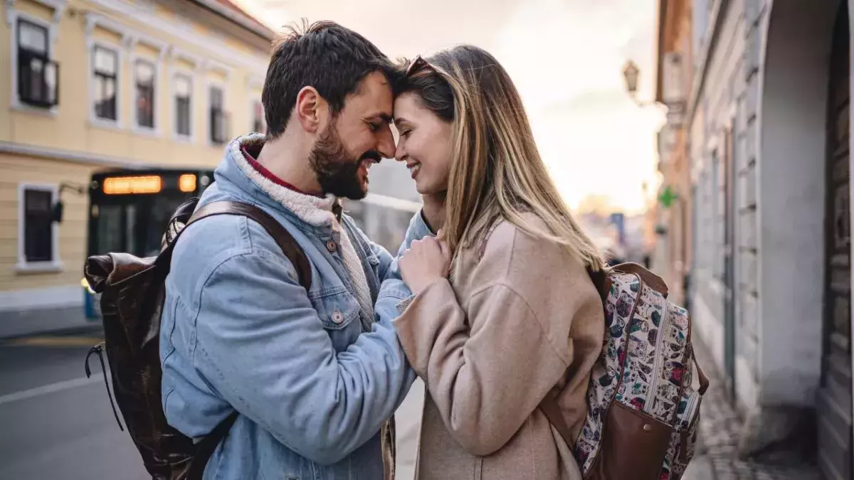 Kittenfishing: The Dating Trend That You’re Probably Guilty Of