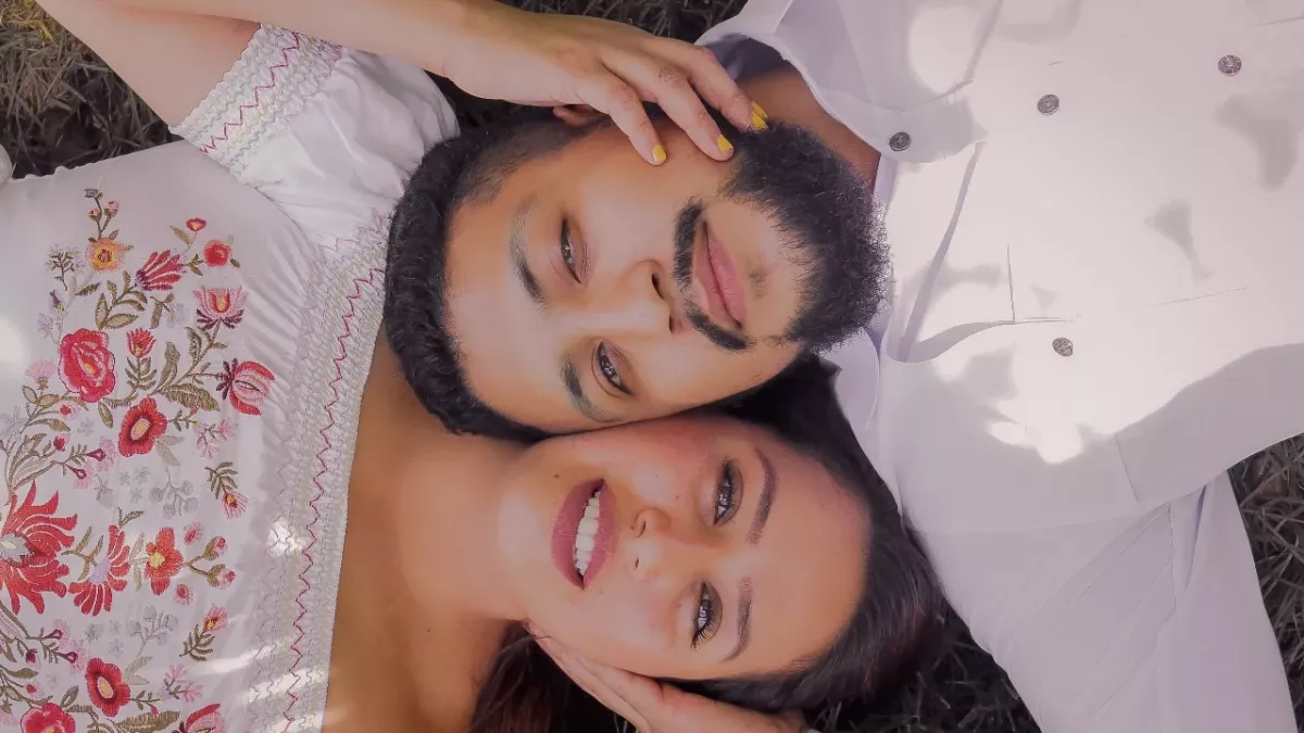 Long-Term Couples Look Alike