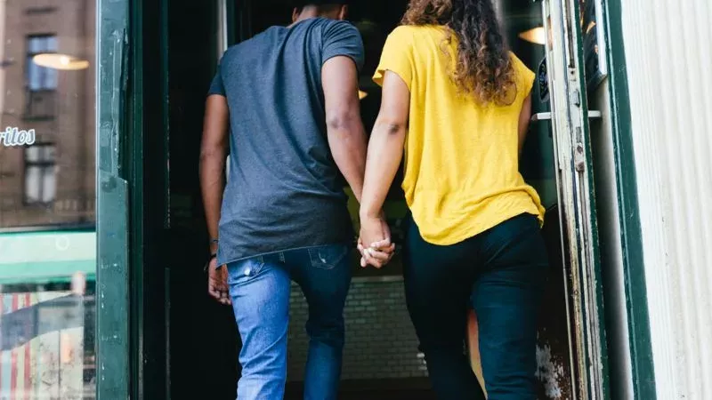 Single Couples? The New Relationship Trend