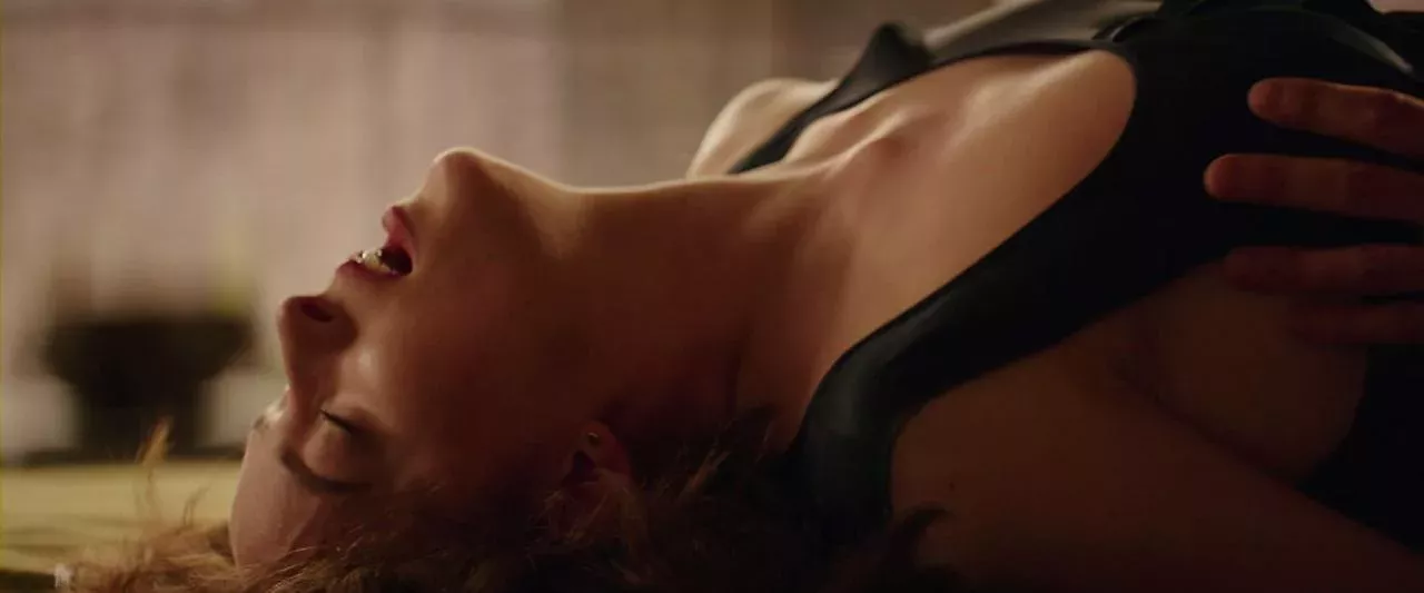 Try this sex position to orgasm your way to a less stressful day!