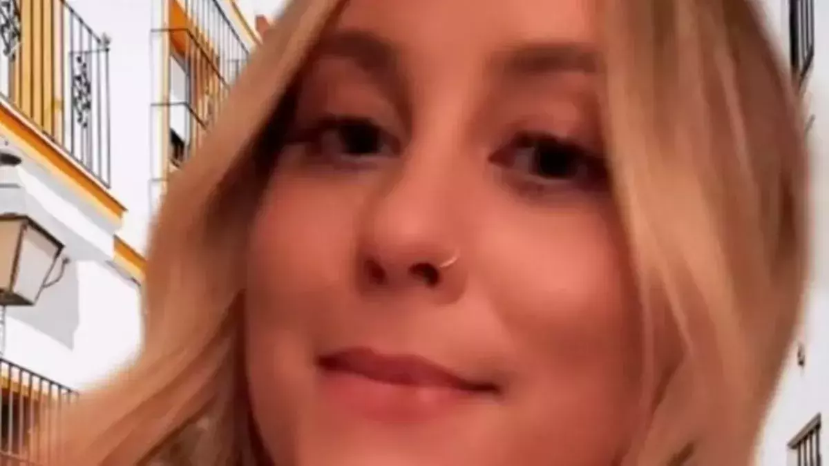 Woman dumped by anti-vaxxer after telling him she was vaccinated