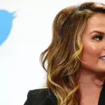 Chrissy Teigen Quits Twitter