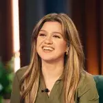Kelly Clarkson break steps back hosting show absence fans worried USA