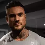 Thomas Powell: Former Islander undergoes breast reduction operation 