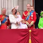 Here are some strange things the Royal Family can’t do 