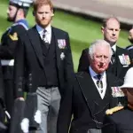 Prince Harry met with his father secretly during UK trip, claims insider