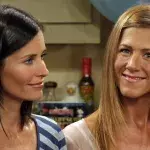 Jennifer Aniston and Courteney Cox as Rachel Green and Monica Geller in Friends