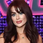 Love Island Jessica Hayes baby girl birth Zendaya Rose Zenny fiancé Zeb