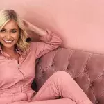 Love Island's Amy Hart Reveals A Dramatic Hair Transformation