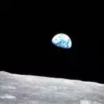 NASA reveals the Earth and the Moon are drifting apart