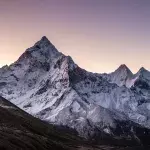 Mount Everest gruesome history death climbing