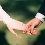 Woman married for one hour 