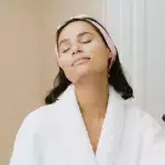 10 Ways To Prevent and Reduce Acne