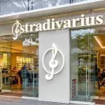 Stradivarius Is Selling The Leg-Lengthening Pants Your Wardrobe Is Missing For Just £16