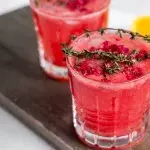 This is how you can still use strawberry stems instead of throwing them away
