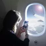 phone on flight mode in plane