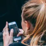 Android and iPhone batteries in cold