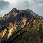 Alaska volcano on the verge of eruption after massive earthquake