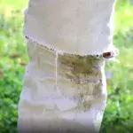 Here’s how to remove grass stains from clothing