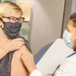 People who fail to get booster jabs will suffer travel restrictions