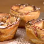 Recipe: Rose-Shaped Apple Tarts