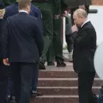 Russian civil war at risk of breaking out, warns former military commander