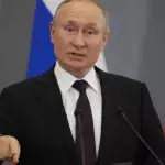 Vladimir Putin warns the west against a direct confrontation