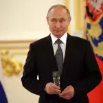 Vladimir Putin's latest bizarre public appearance sparks claims he was 'drunk'